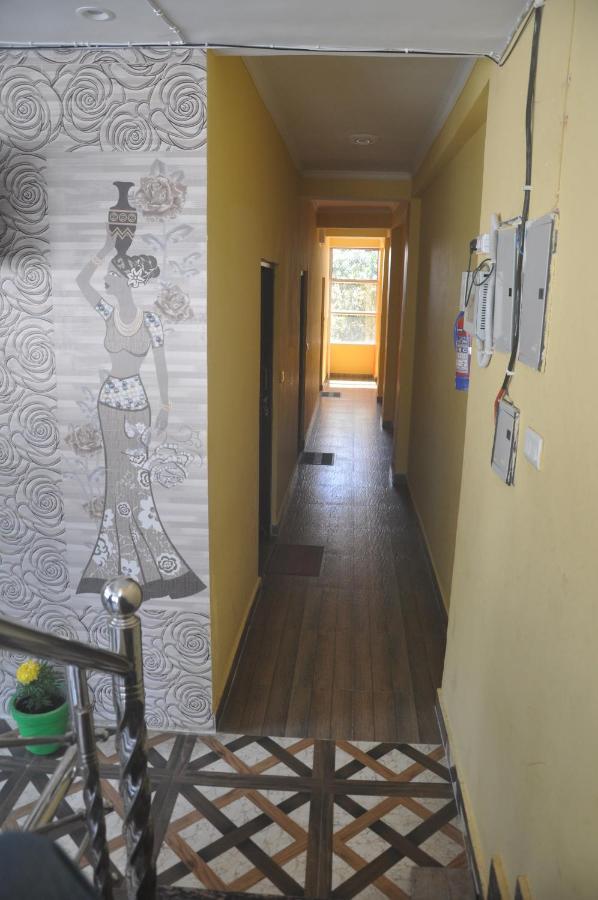 Hotel Lansblue Lansdowne Bagian luar foto