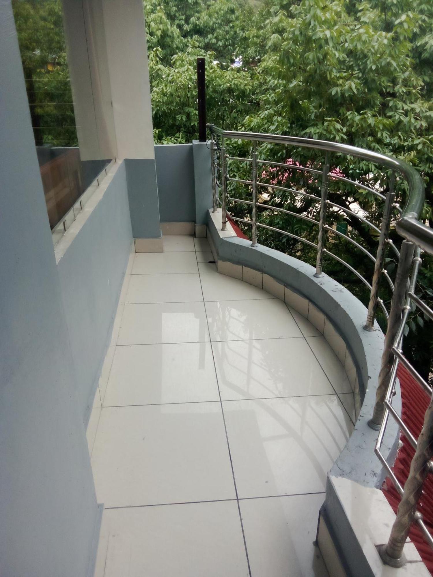 Hotel Lansblue Lansdowne Bagian luar foto