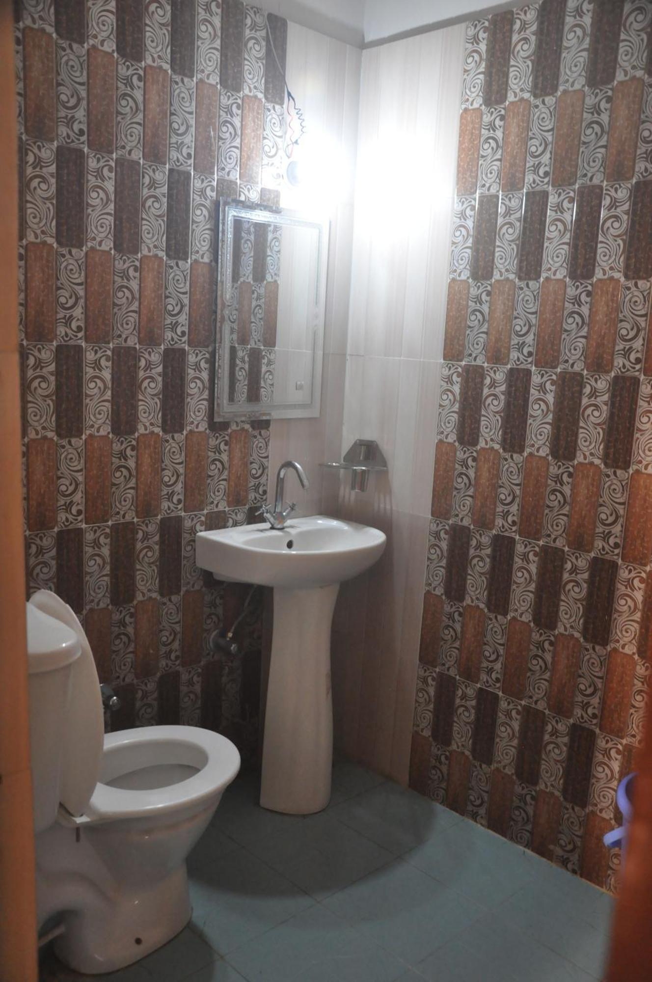 Hotel Lansblue Lansdowne Bagian luar foto